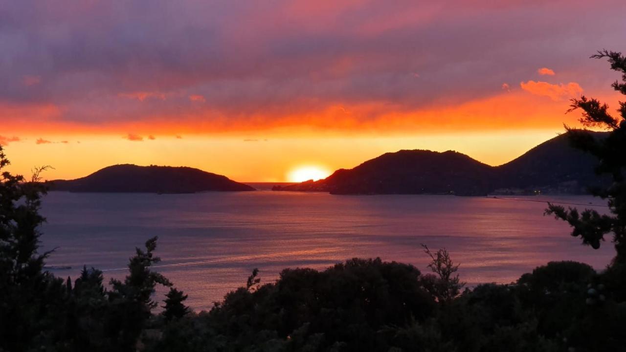 Lerici Natural Suite Con Wi-Fi Exterior photo